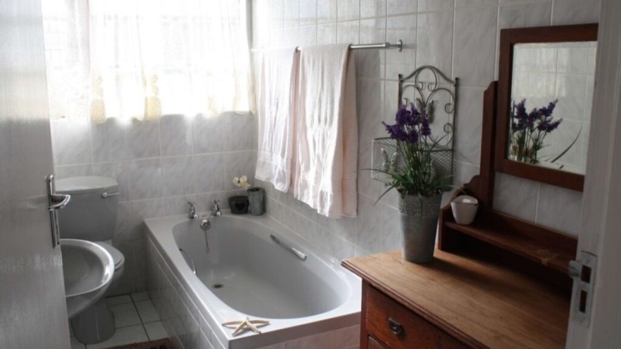 12 Bedroom Property for Sale in Pellissier Free State
